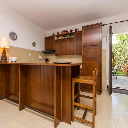 House Romanca 2