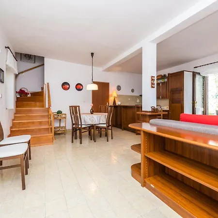 House Oleander Dom wakacyjny Sukošan