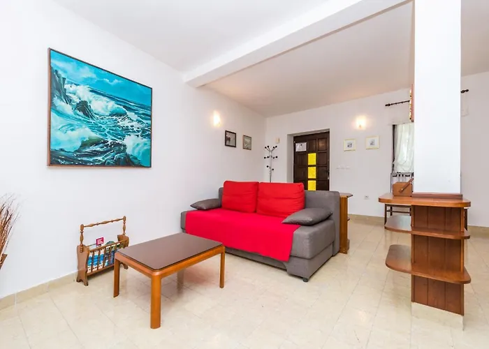 بيت للعطل House Oleander Sukošan