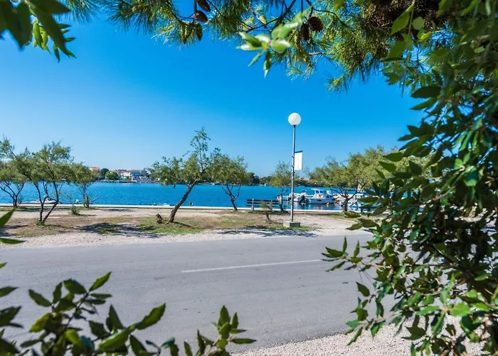 بيت للعطل House Oleander *