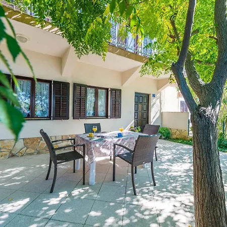 House Oleander Sukošan